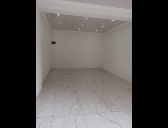 50M² MEDICAL SUITE TO LET IN WESTCLIFF